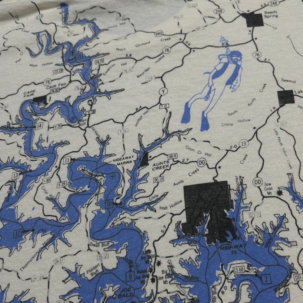 Vintage Delta Table Rock Lake AOP Map Graphic Tee Cream XL Men - Picture 8 of 16